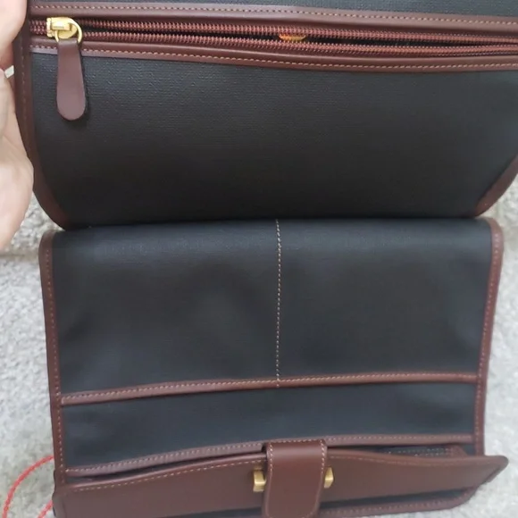 Dunhill travel pouch Authentic Cosemetic Bag